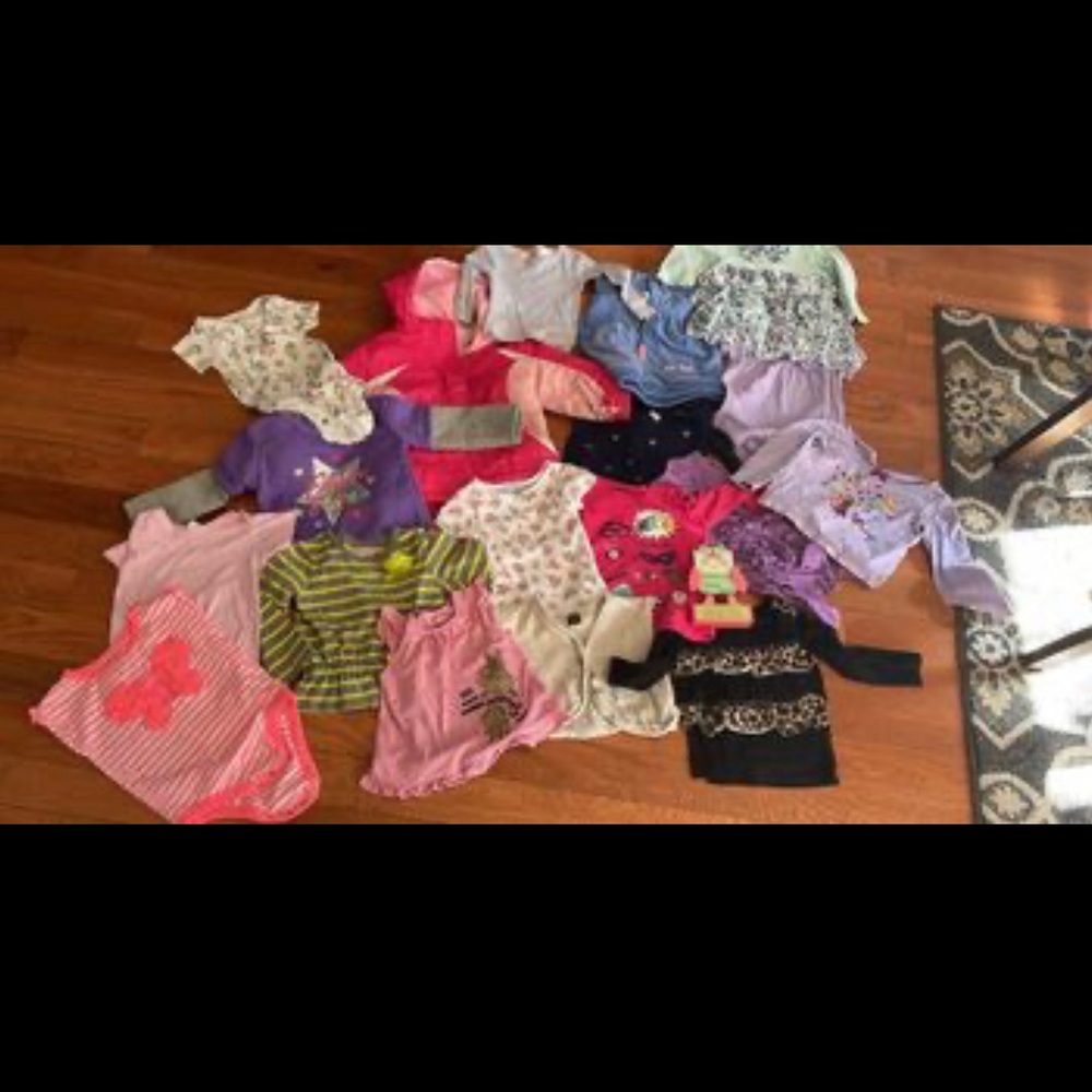 Lot of baby girl clothes size 18 months
